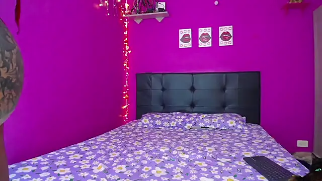 Snapshot of Zaratattoox chatting on 20, 1, 2025 Zaratattoox online show from 20, 1, 2025