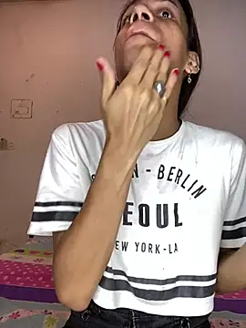 AlexaWarner online show from 24, 6, 2026