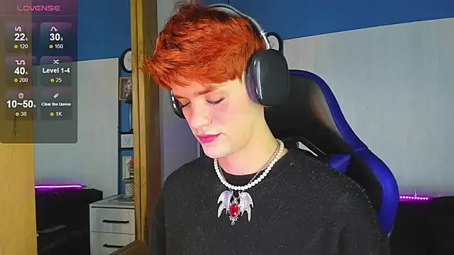 VladHellsing4 online show from 3, 10, 2025