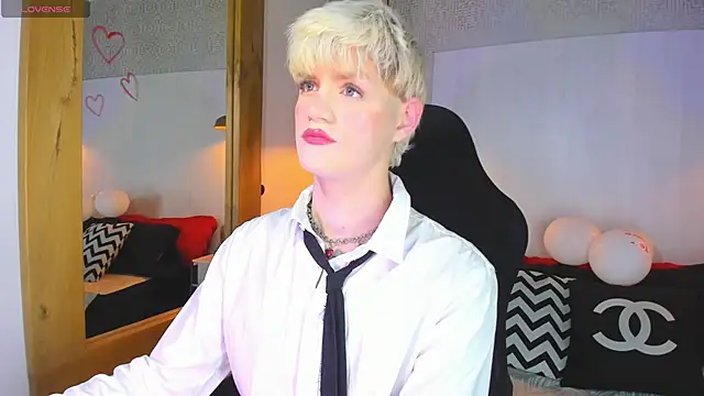 VladHellsing4 online show from 14, 2, 2026