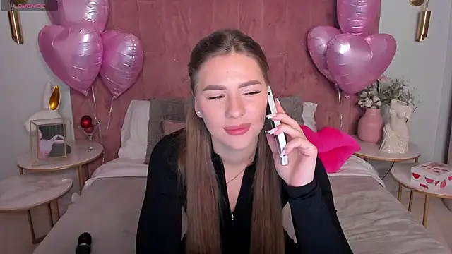 MilaVoxx online show from 15, 2, 2026