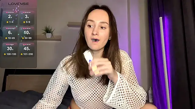 Eva Eva  online show from 16, 9, 2025