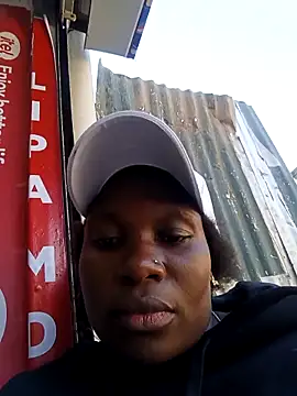 Snapshot of Golden_diver chatting on 18, 2, 2026 Golden diver online show from 18, 2, 2026