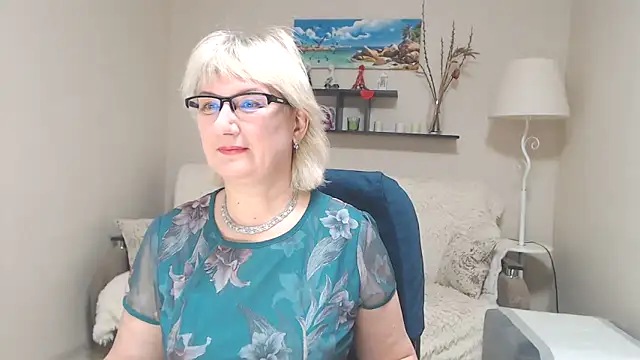 FleurMays online show from 8, 2, 2025