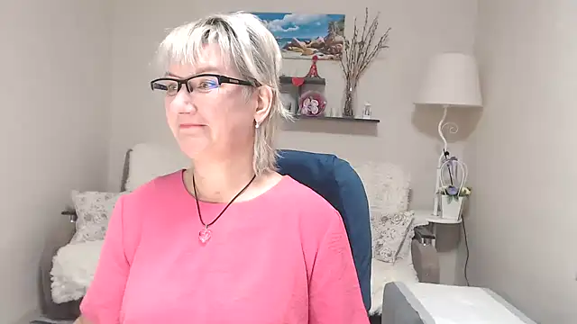 FleurMays online show from 5, 10, 2025