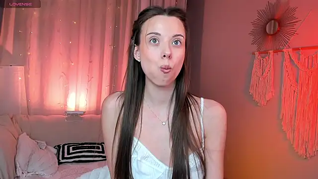 Goldy Grace  online show from 13, 3, 2026