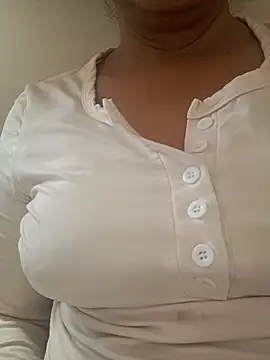 MakeMeCumAhh online show from 4, 3, 2026