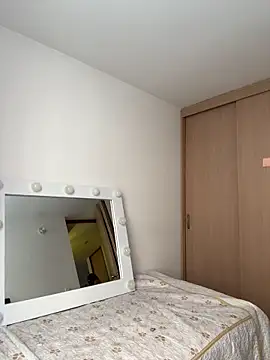 SofiaG  online show from 17, 1, 2025