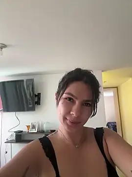 SofiaG  online show from 6, 2, 2025