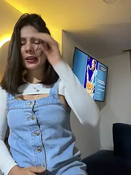 SofiaG  online show from 1, 3, 2025