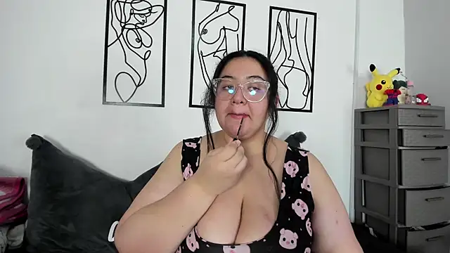 RubyPirsso18 online show from 11, 6, 2026