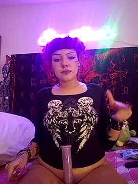 Sarah-Stoner online show from 26, 7, 2026