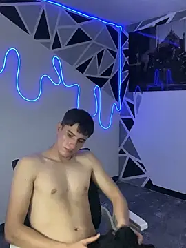 Snapshot of oliver_Lz chatting on 26, 2, 2025 oliver Lz online show from 26, 2, 2025