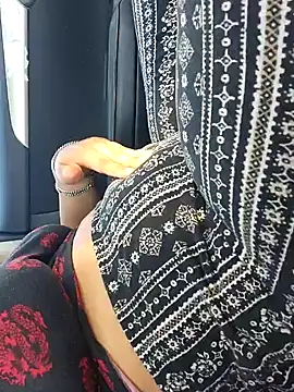 cinnaminnie online show from 26, 2, 2025