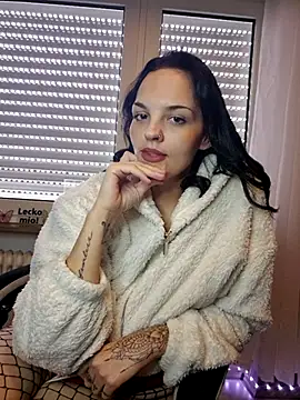 Jujuicy 97 online show from 26, 2, 2025