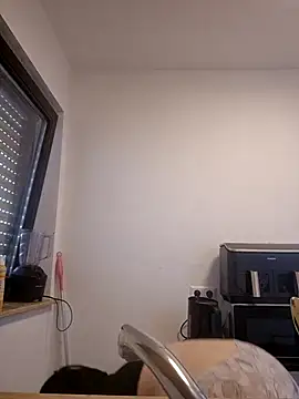 Jujuicy 97 online show from 21, 4, 2026