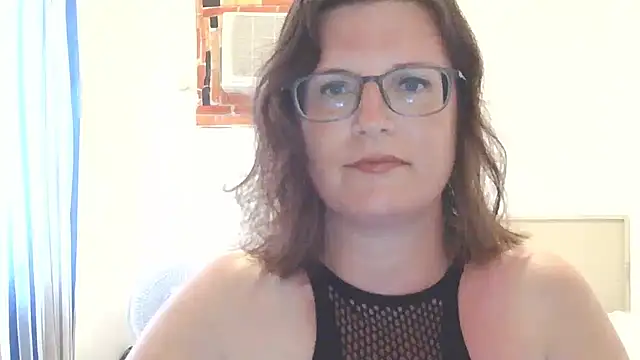 CrimsonMistress online show from 27, 4, 2026