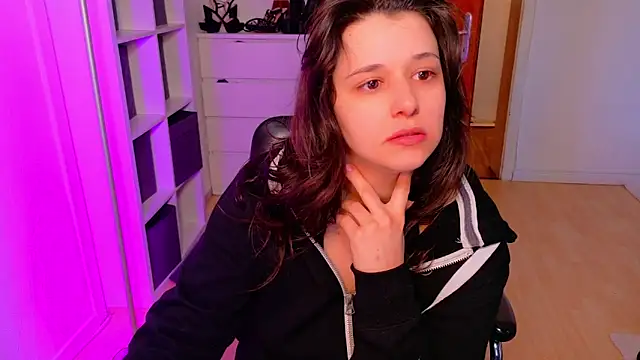 jenna-sxy19 online show from 17, 3, 2025