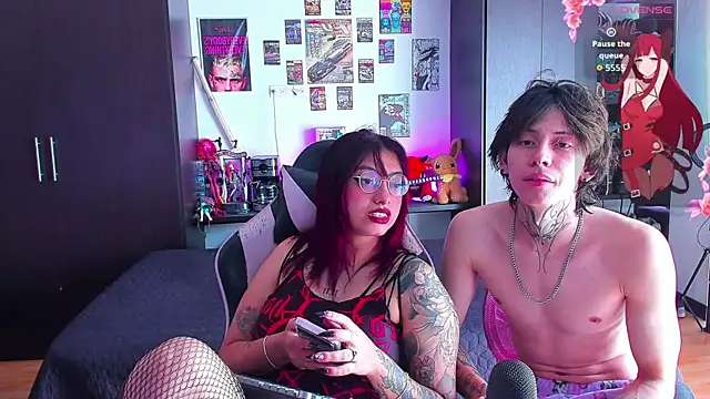 VampireLovers online show from 2, 7, 2026