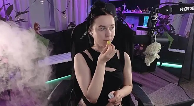 KiraLiLime online show from 21, 3, 2026