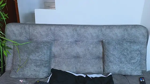 Lorenne Miller online show from 18, 3, 2025