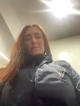  KarolSmith online show from 4, 3, 2025