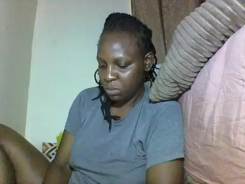 Snapshot of Sweet-piie chatting on 6, 3, 2026 Sweet-piie online show from 6, 3, 2026