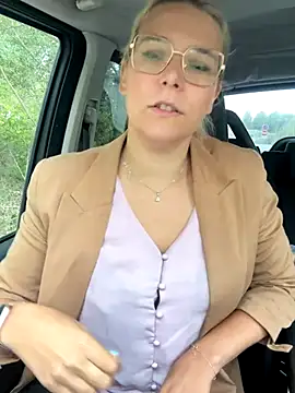 EmyLana online show from 2, 10, 2025