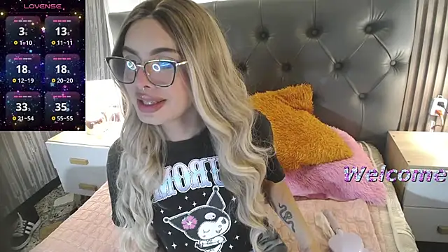 Snapshot of amapola_hs chatting on 22, 9, 2025 amapola hs online show from 22, 9, 2025