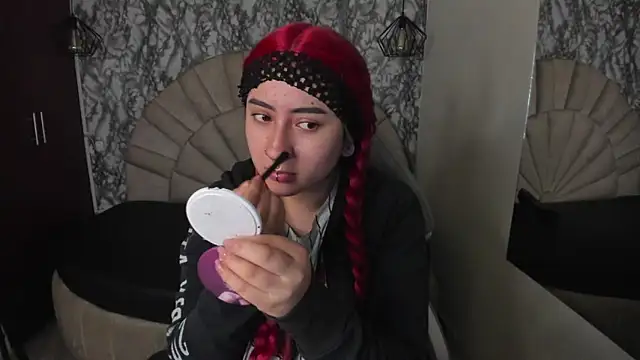 larissa01  online show from 12, 3, 2025