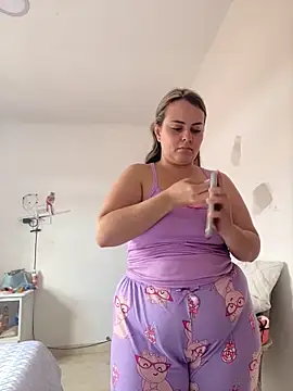 Im Amelia online show from 12, 6, 2026