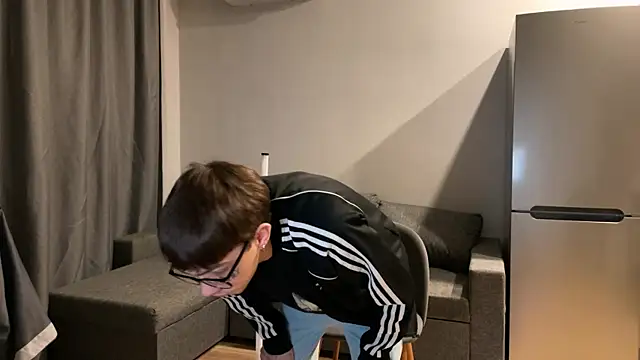 anahori  simon online show from 9, 10, 2025