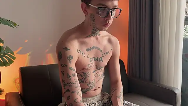 anahori  simon online show from 24, 4, 2026