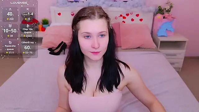 SarahStanley online show from 28, 4, 2026