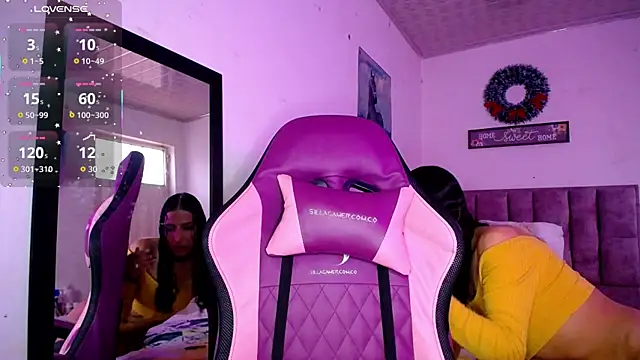 Lanna hott  online show from 24, 6, 2026