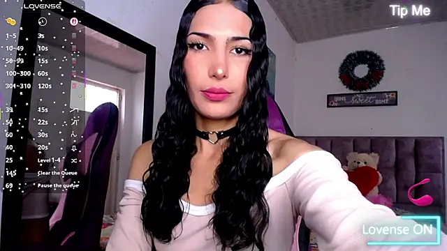 Lanna hott  online show from 28, 7, 2026