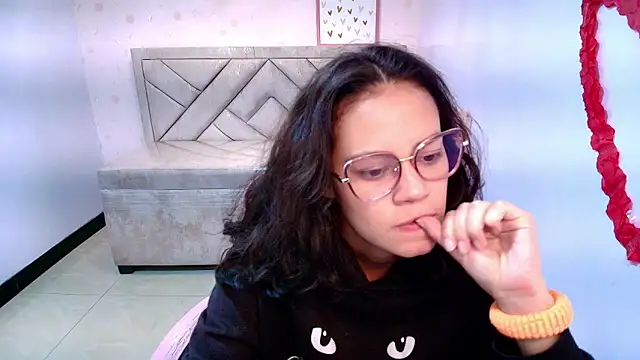 Tyna ch online show from 26, 2, 2025