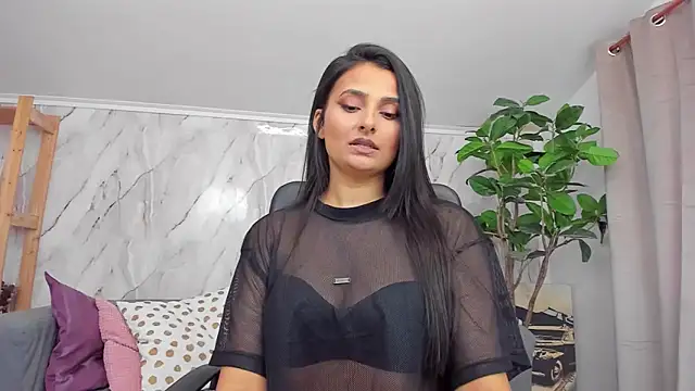 Snapshot of JennaPrice chatting on 13, 10, 2025 JennaPrice online show from 13, 10, 2025