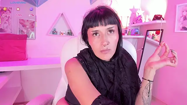 Snapshot of Valkiria_ponce chatting on 2, 5, 2026 Valkiria ponce online show from 2, 5, 2026