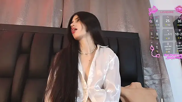 SaraRoy  online show from 21, 6, 2026