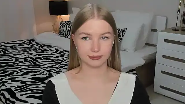 shy  lady online show from 28, 4, 2026