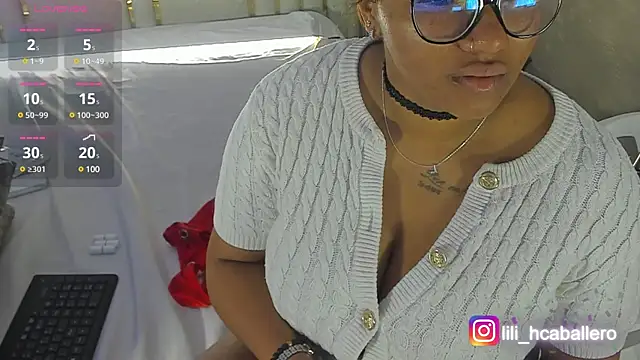 Lilithcaballero online show from 28, 1, 2025