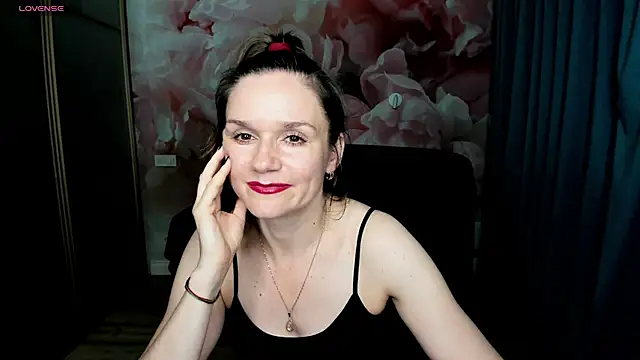 AriaGray online show from 25, 11, 2025