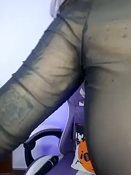 Aria Bennett21 online show from 14, 2, 2026