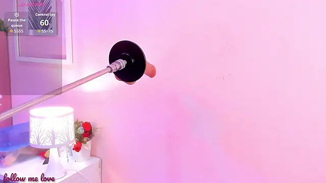 zyle boobs online show from 4, 10, 2025