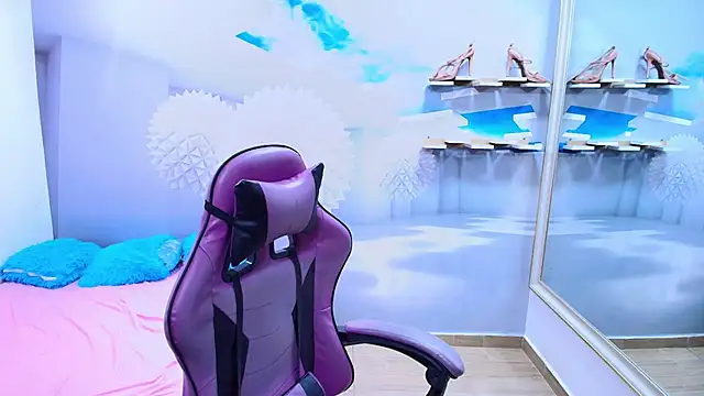 DEMI LEED online show from 15, 4, 2026