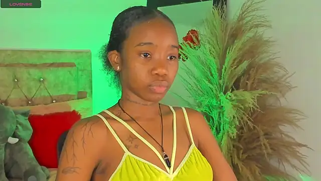 Rihana hot01 online show from 13, 3, 2025