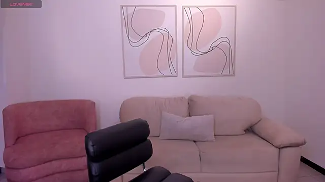 Snapshot of AbbyDalton chatting on 18, 10, 2025 AbbyDalton online show from 18, 10, 2025