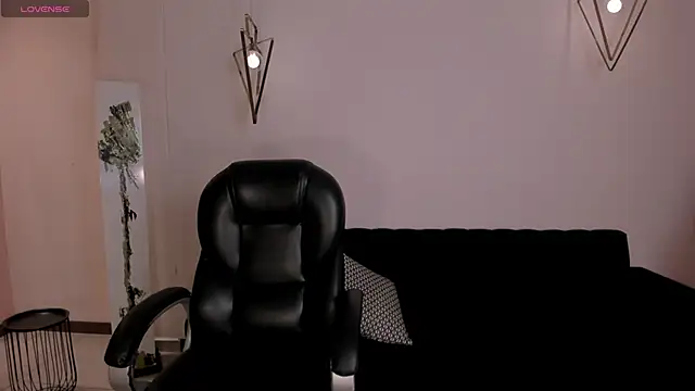 Snapshot of AbbyDalton chatting on 21, 11, 2025 AbbyDalton online show from 21, 11, 2025