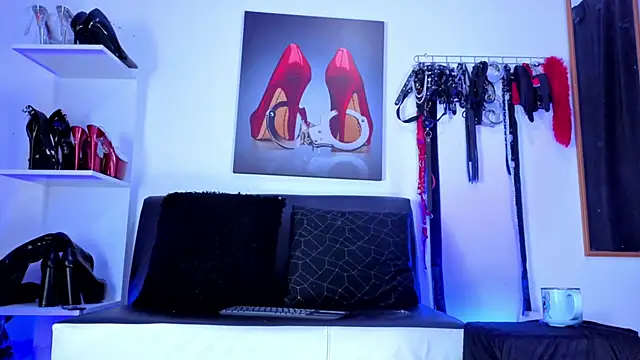 KateStone online show from 16, 10, 2025